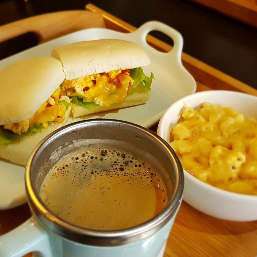 西归浦市 A Strange Day酒店 外观 照片